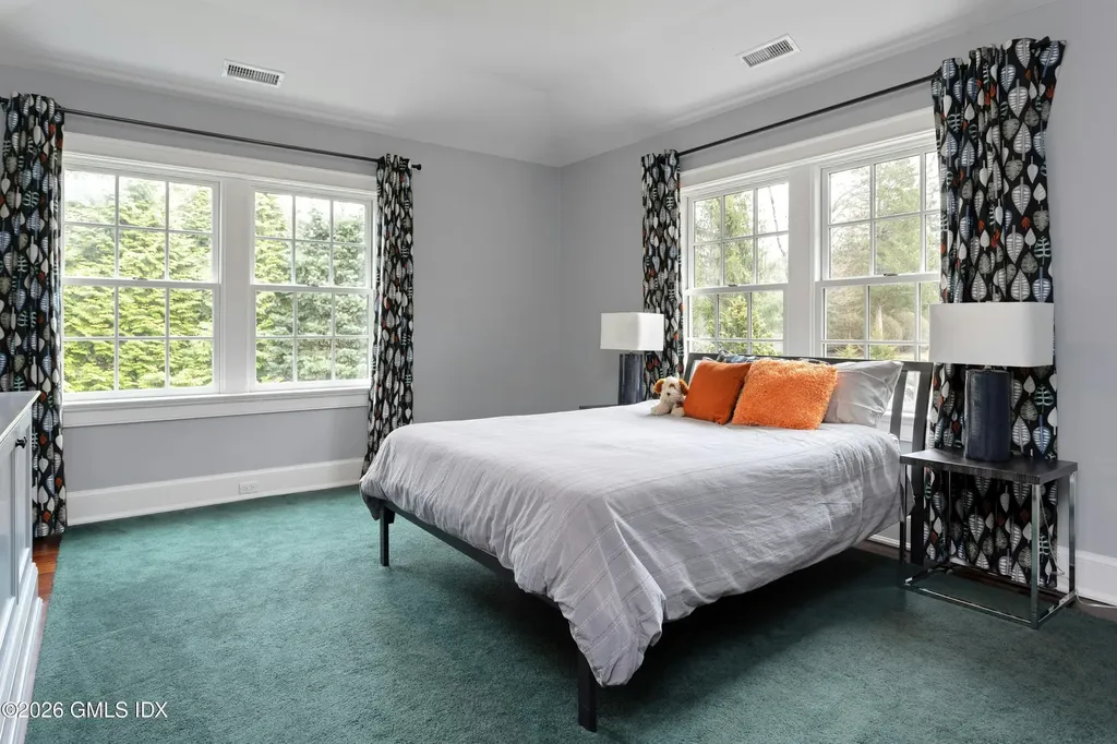 34 Cedarwood Drive Greenwich CT 06830