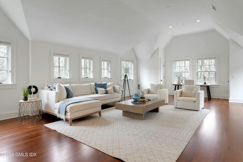 34 Cedarwood Drive Greenwich CT 06830