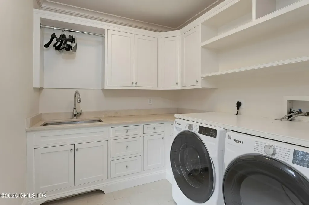 34 Cedarwood Drive Greenwich CT 06830