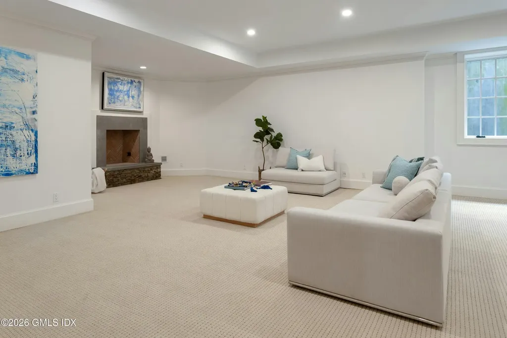 34 Cedarwood Drive Greenwich CT 06830