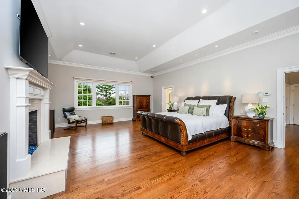 21 Fox Hill Lane Darien CT 06820
