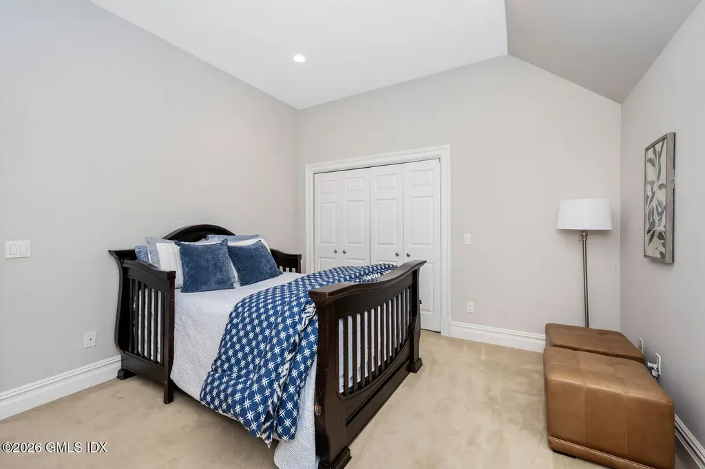 21 Fox Hill Lane Darien CT 06820