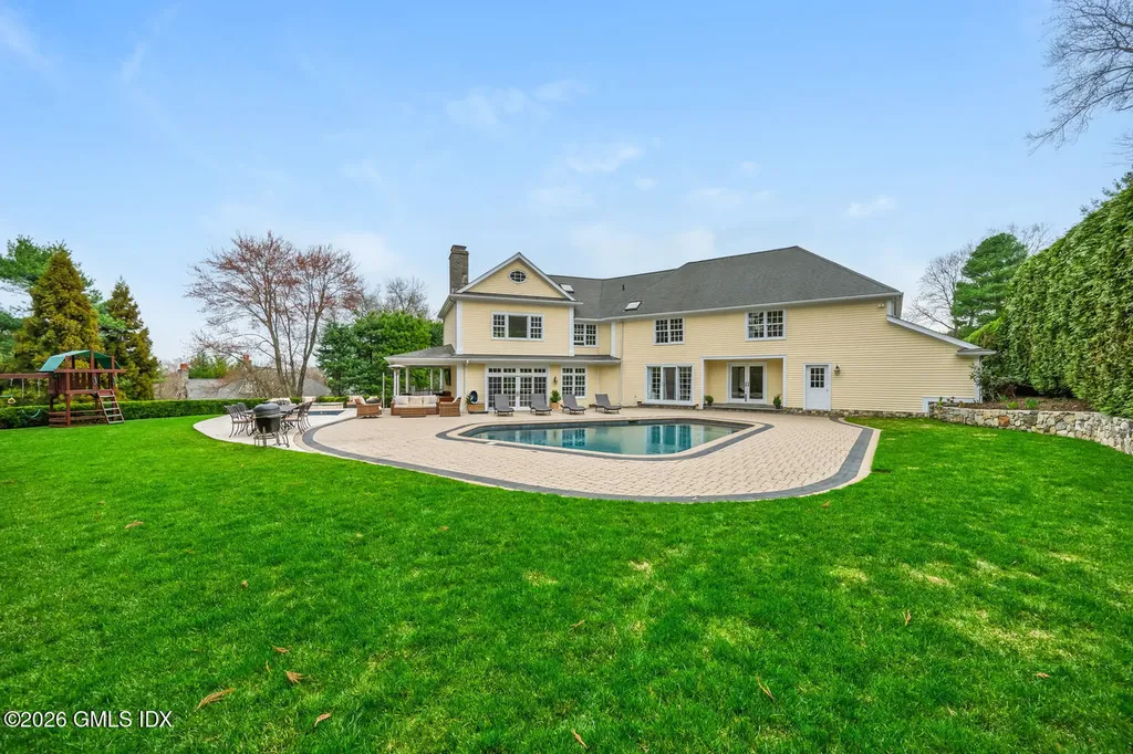 21 Fox Hill Lane Darien CT 06820