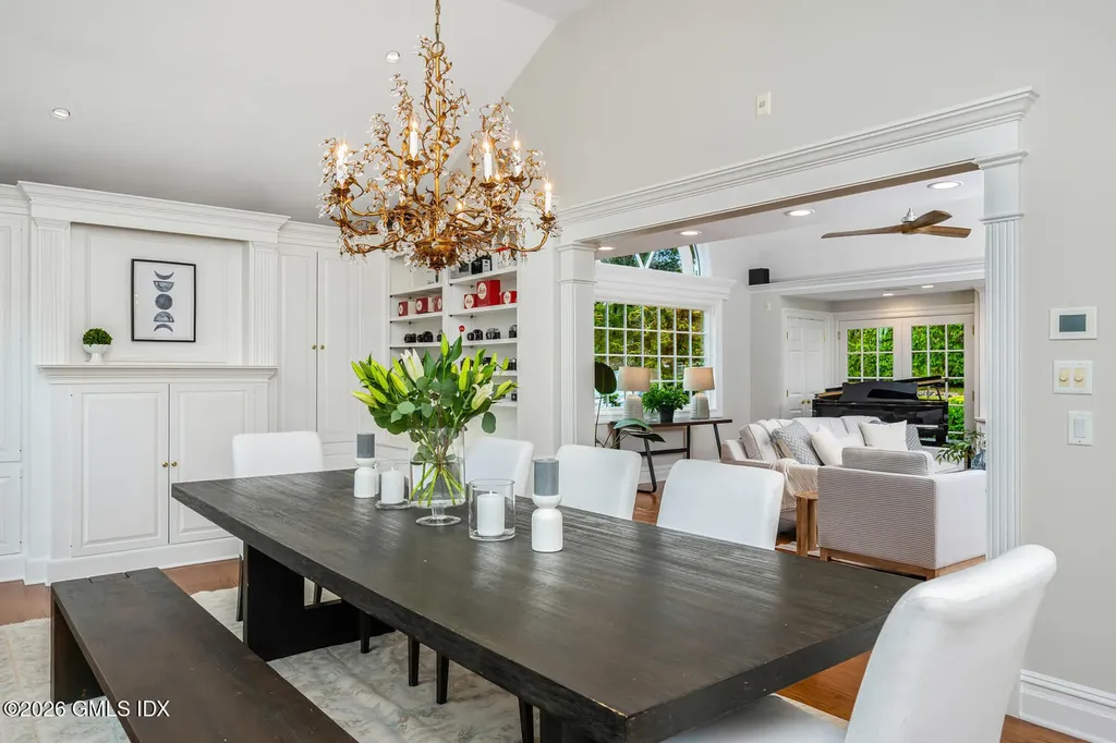 21 Fox Hill Lane Darien CT 06820