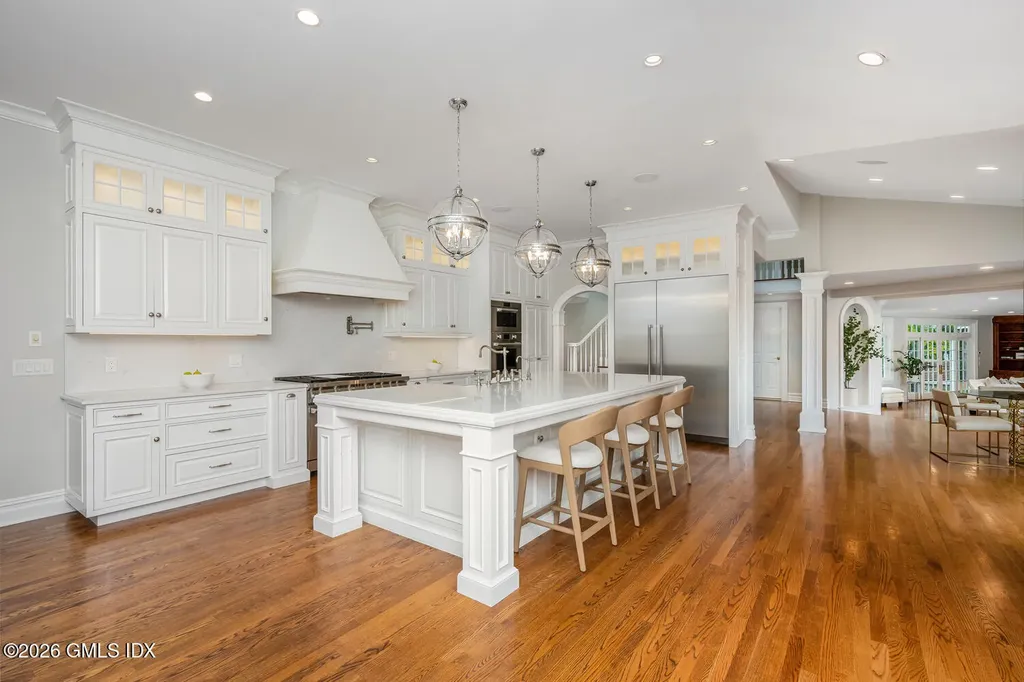 21 Fox Hill Lane Darien CT 06820