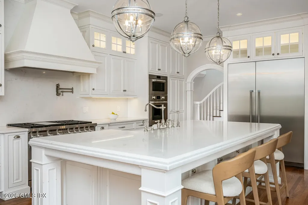 21 Fox Hill Lane Darien CT 06820