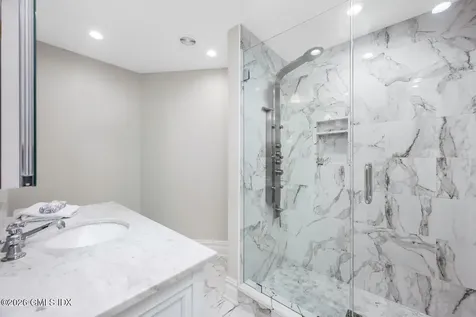 21 Fox Hill Lane Darien CT 06820