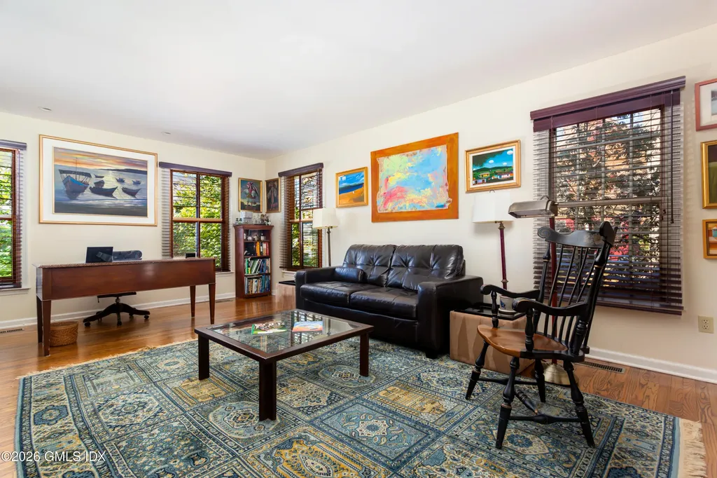 150 N Old Stone Bridge Road Cos Cob CT 06807