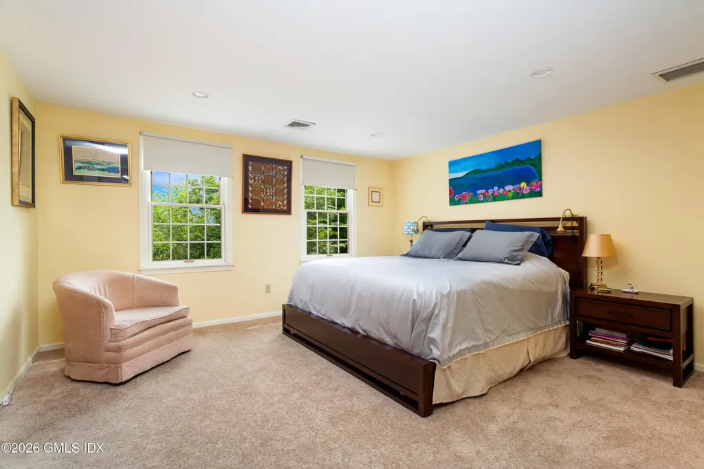 150 N Old Stone Bridge Road Cos Cob CT 06807