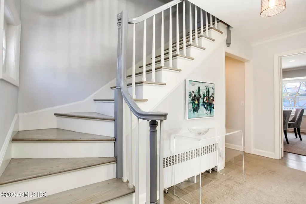 8 Indian Point Lane Riverside CT 06878