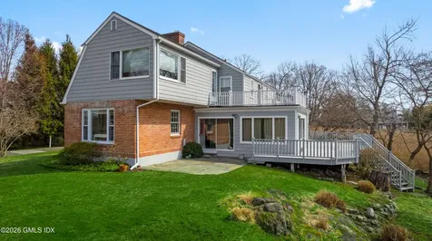 8 Indian Point Lane Riverside CT 06878