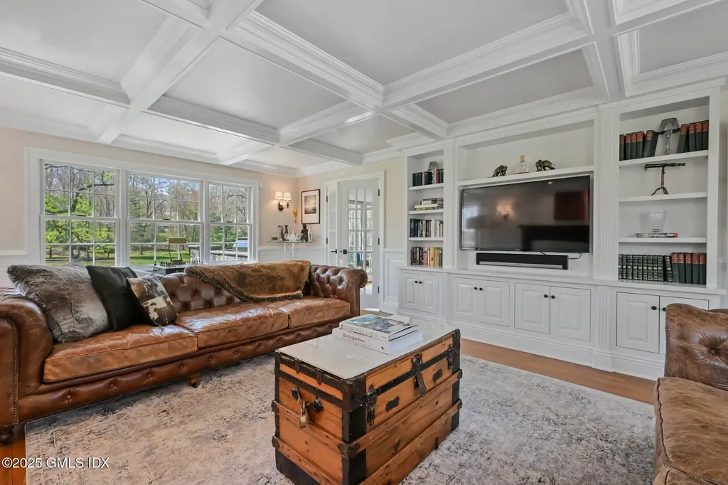 33 Cliffdale Road Greenwich CT 06831