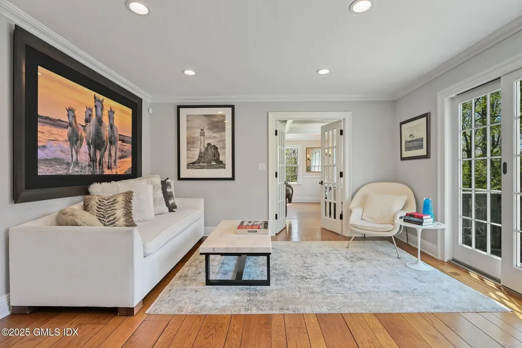 33 Cliffdale Road Greenwich CT 06831