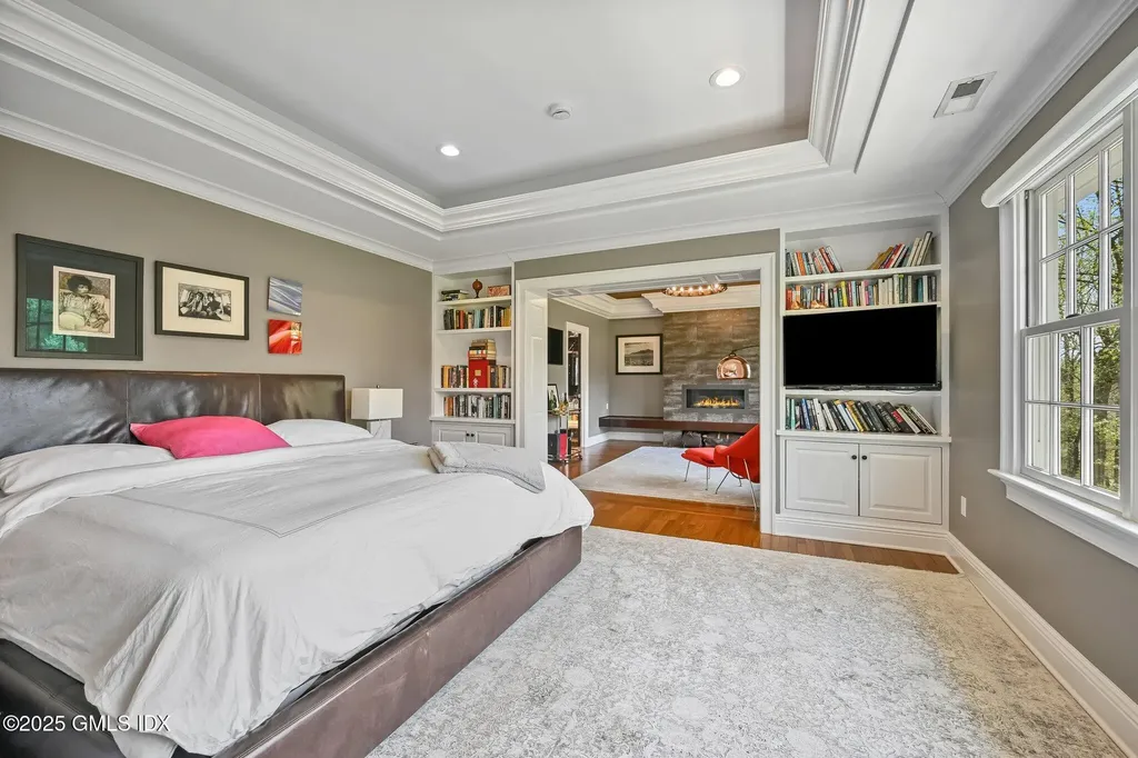 33 Cliffdale Road Greenwich CT 06831