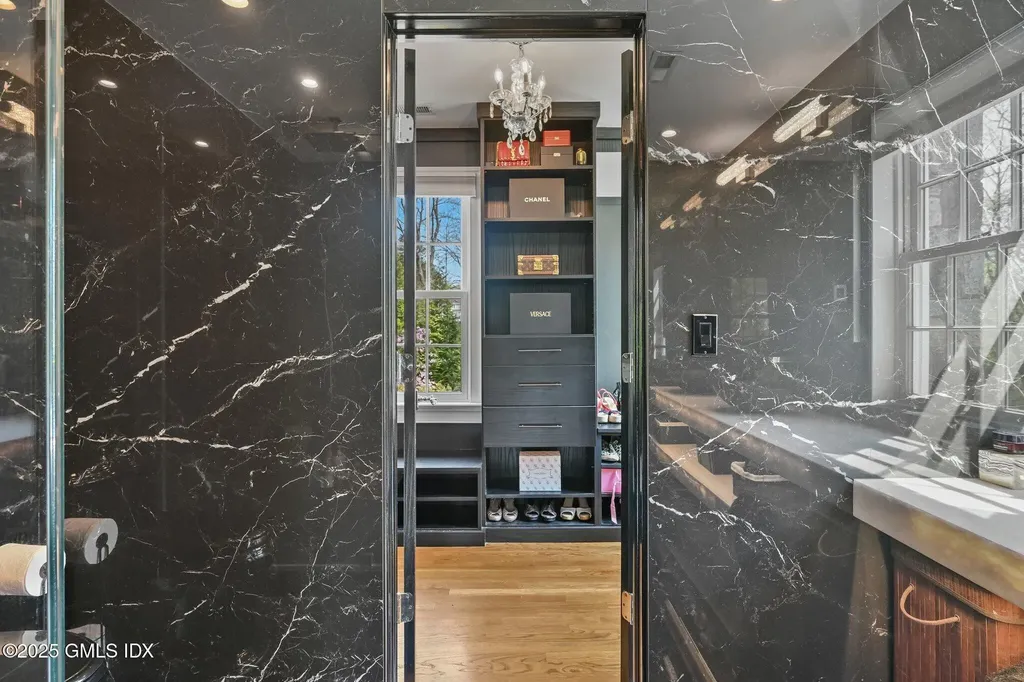 33 Cliffdale Road Greenwich CT 06831