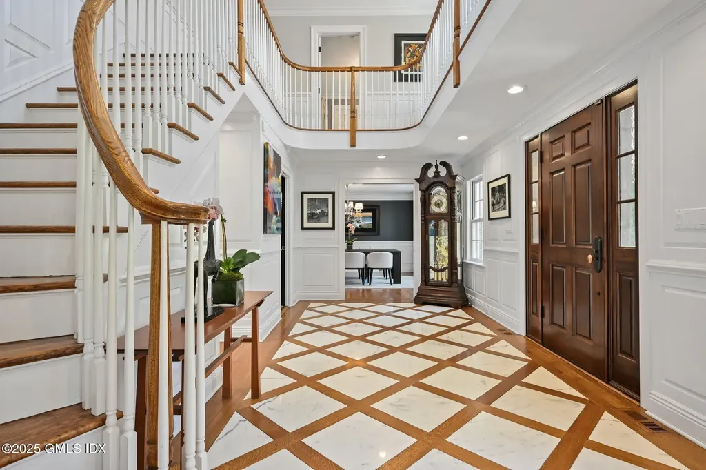 33 Cliffdale Road Greenwich CT 06831