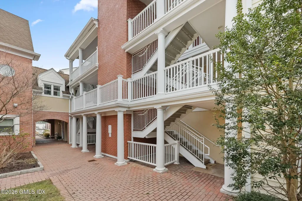 51 Forest Avenue Old Greenwich CT 06870