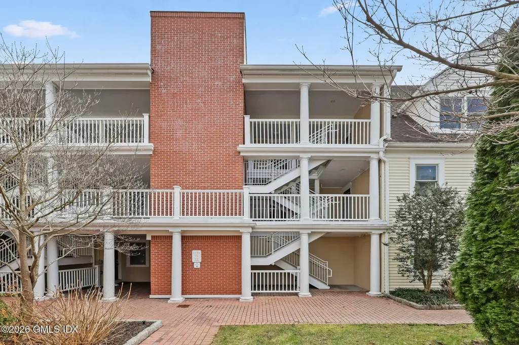 51 Forest Avenue Old Greenwich CT 06870