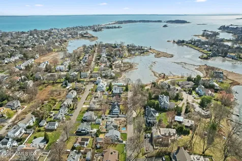16 Hendrie Drive Old Greenwich CT 06870