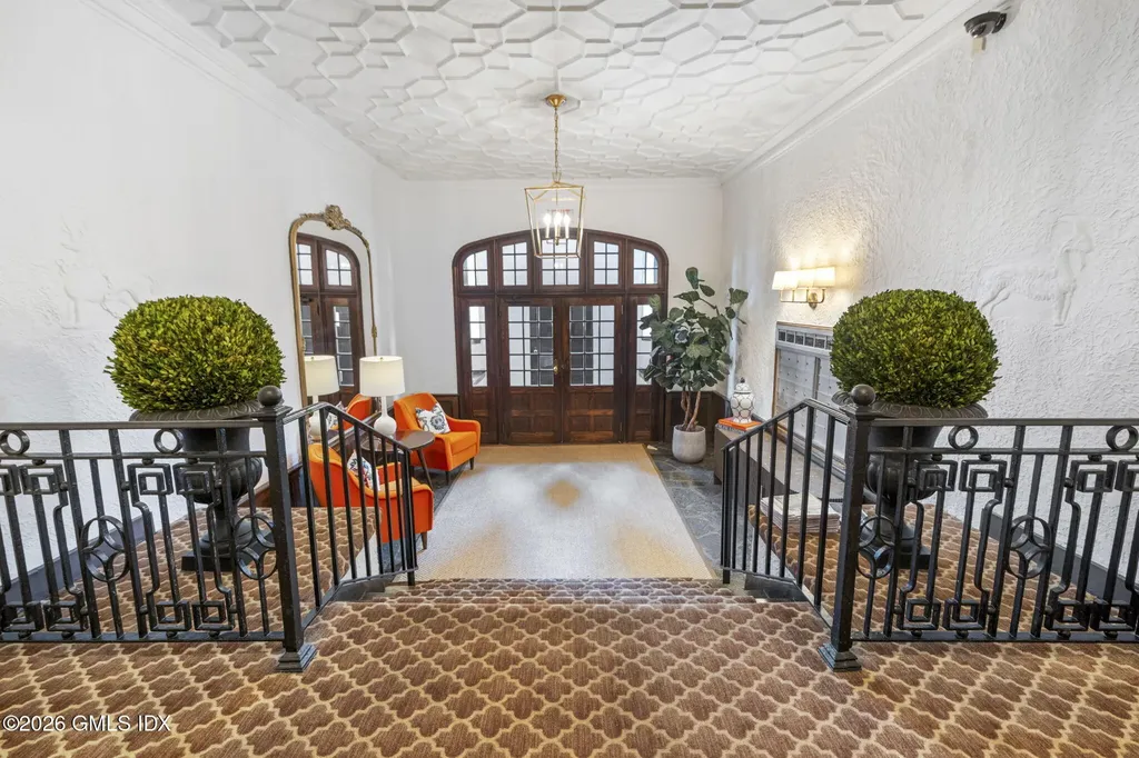 47 Lafayette Place Greenwich CT 06830