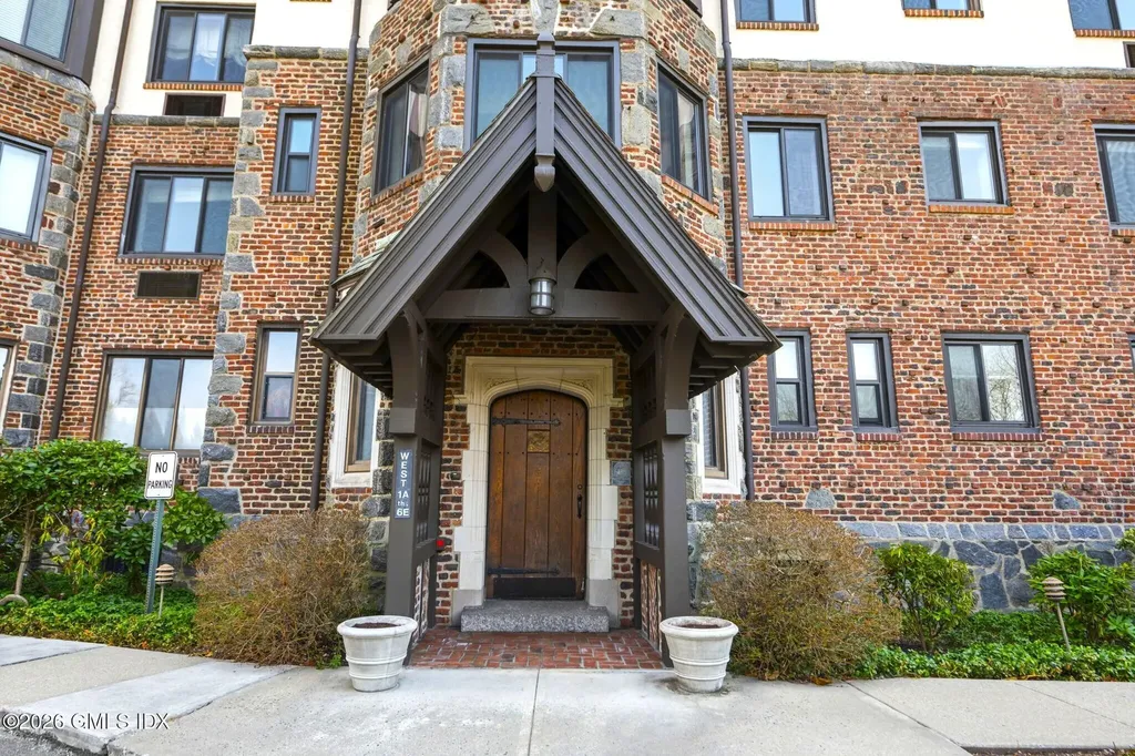 47 Lafayette Place Greenwich CT 06830