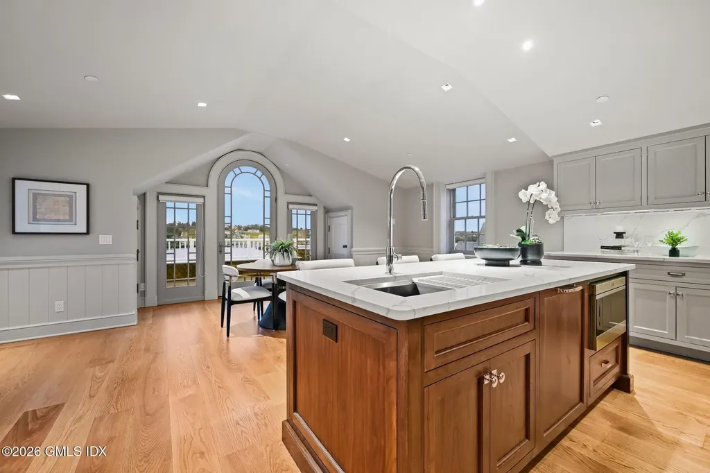 702 Steamboat Road Greenwich CT 06830