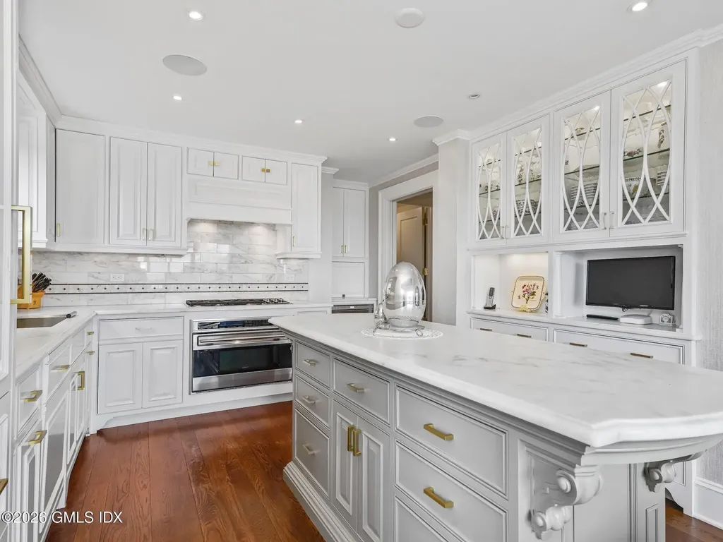 40 W Elm Street Greenwich CT 06830