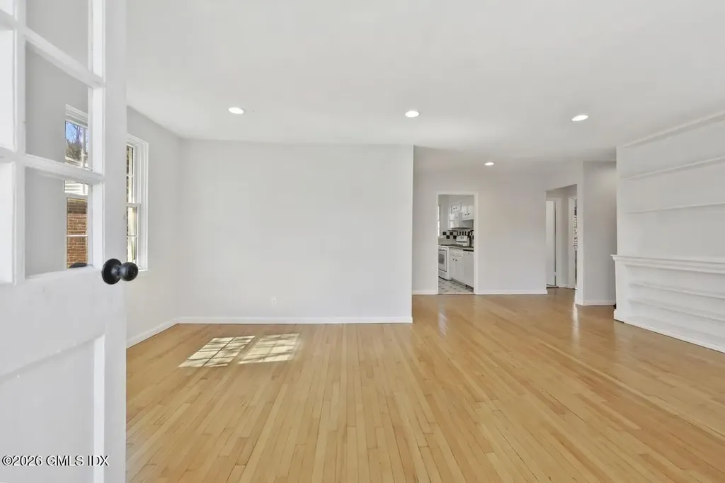 142 Putnam Park Greenwich CT 06830