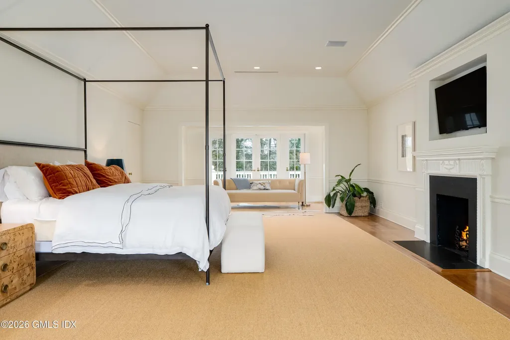 167 Zaccheus Mead Lane Greenwich CT 06831