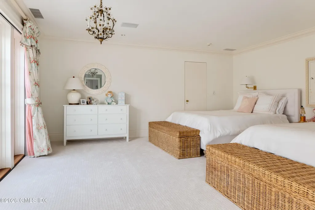 167 Zaccheus Mead Lane Greenwich CT 06831