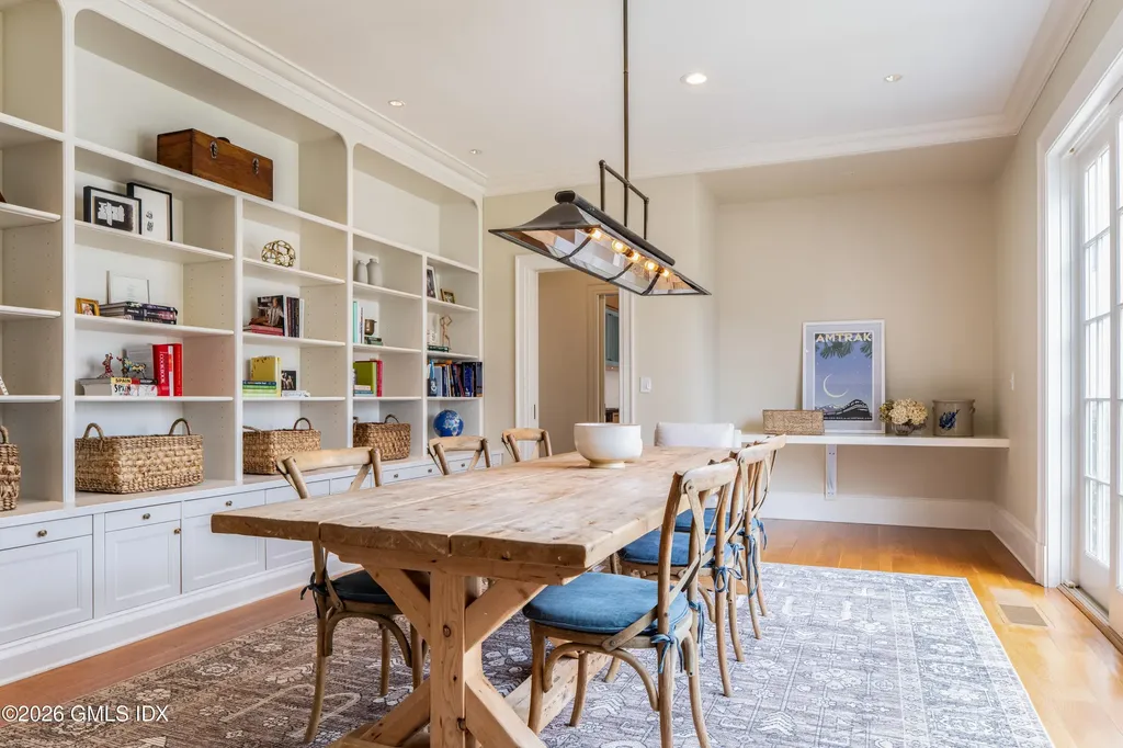 167 Zaccheus Mead Lane Greenwich CT 06831