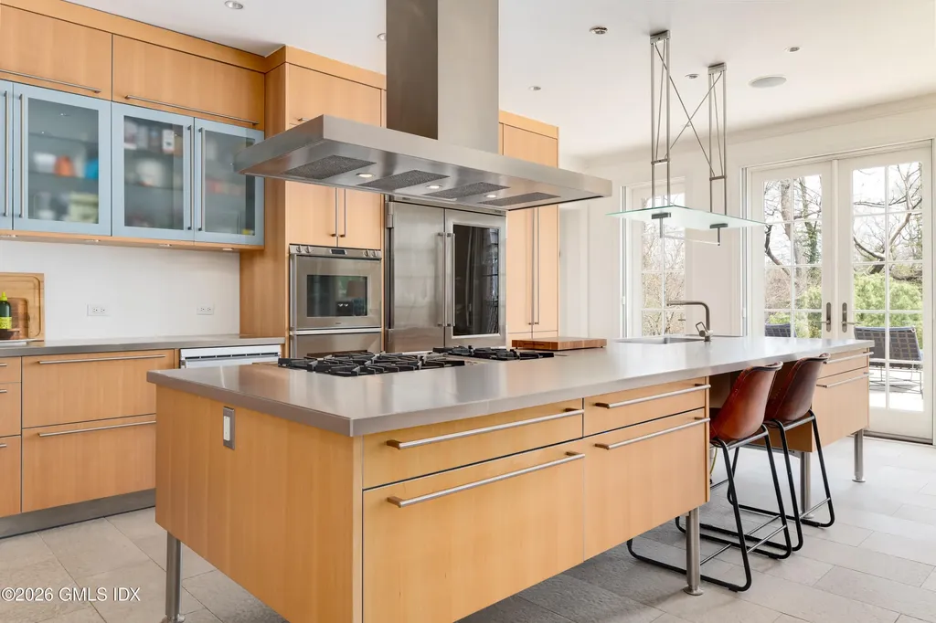 167 Zaccheus Mead Lane Greenwich CT 06831