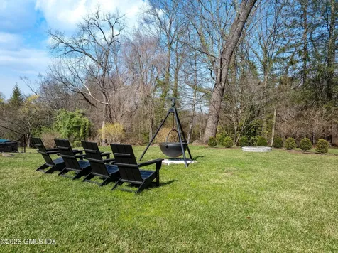 167 Zaccheus Mead Lane Greenwich CT 06831