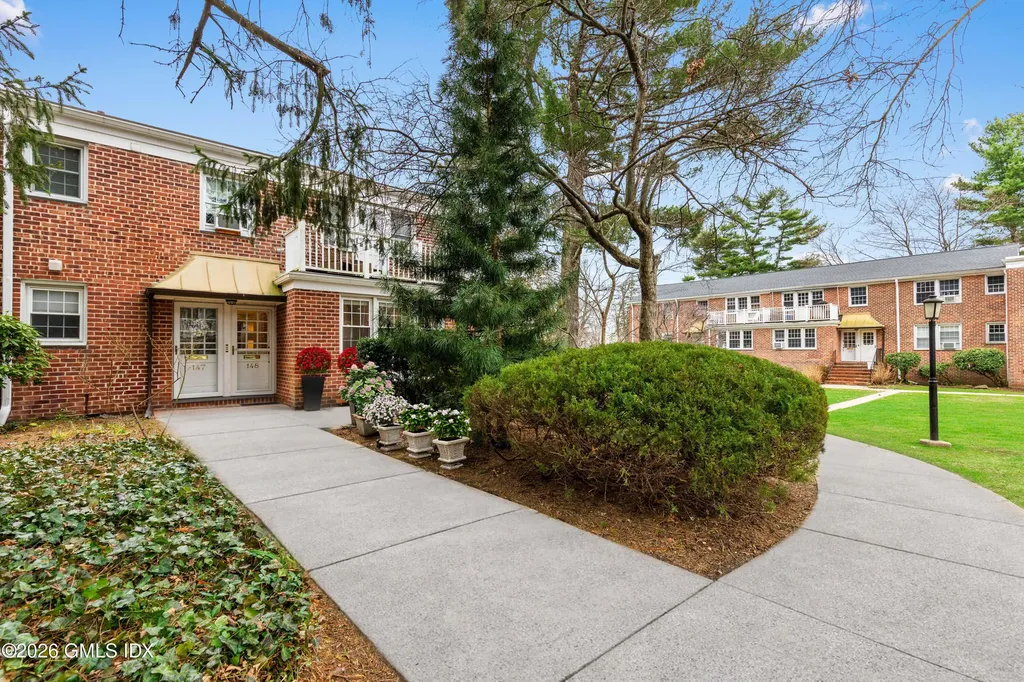 148 Putnam Park Greenwich CT 06830