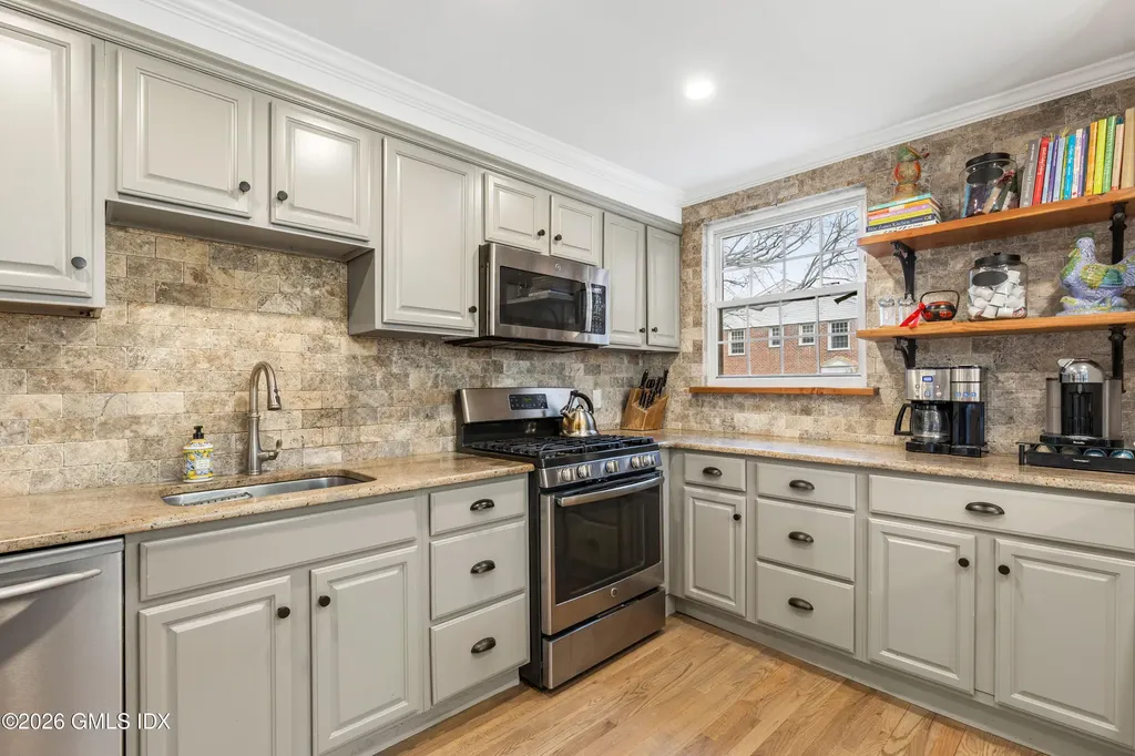 148 Putnam Park Greenwich CT 06830