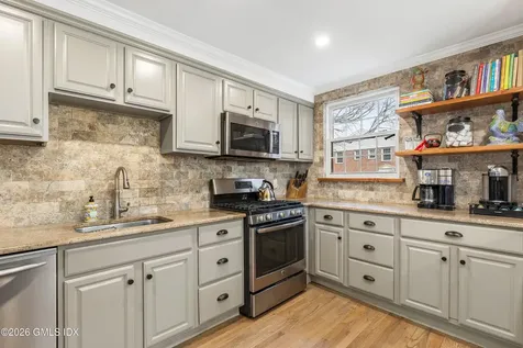 148 Putnam Park Greenwich CT 06830
