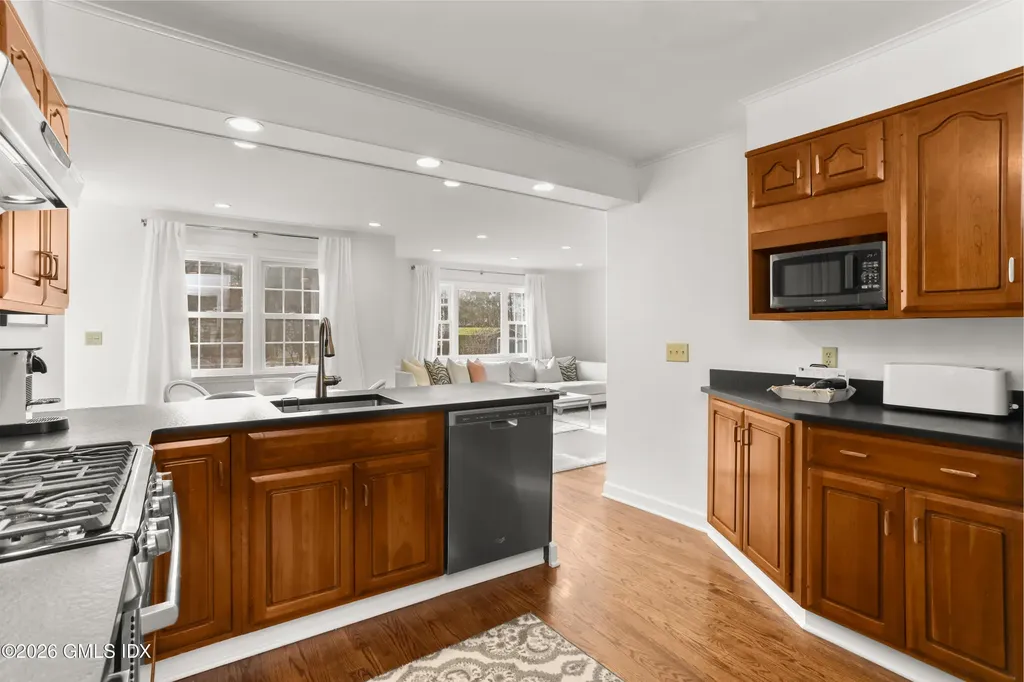 21 Sound Beach Avenue Old Greenwich CT 06870