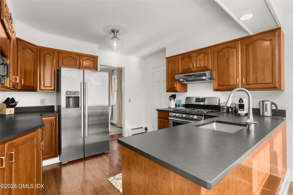 21 Sound Beach Avenue Old Greenwich CT 06870