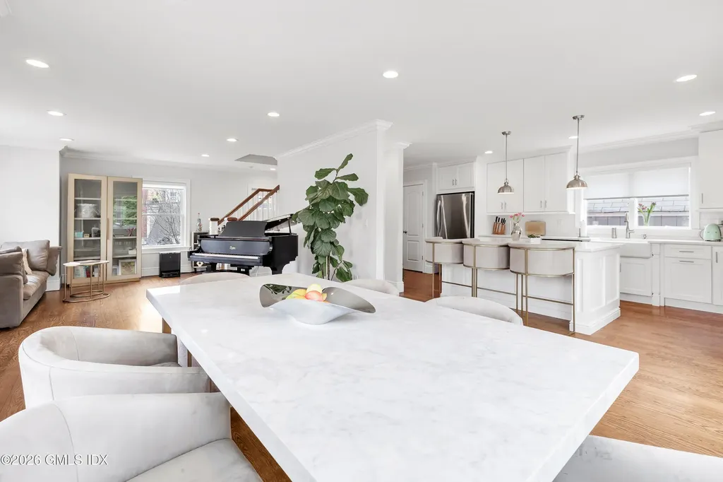 30 Almira Drive Greenwich CT 06831