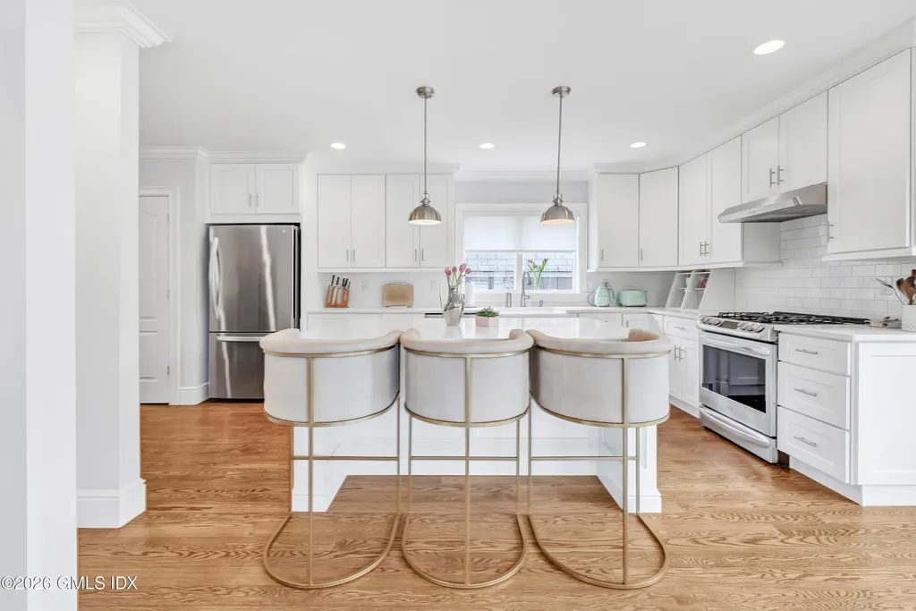 30 Almira Drive Greenwich CT 06831