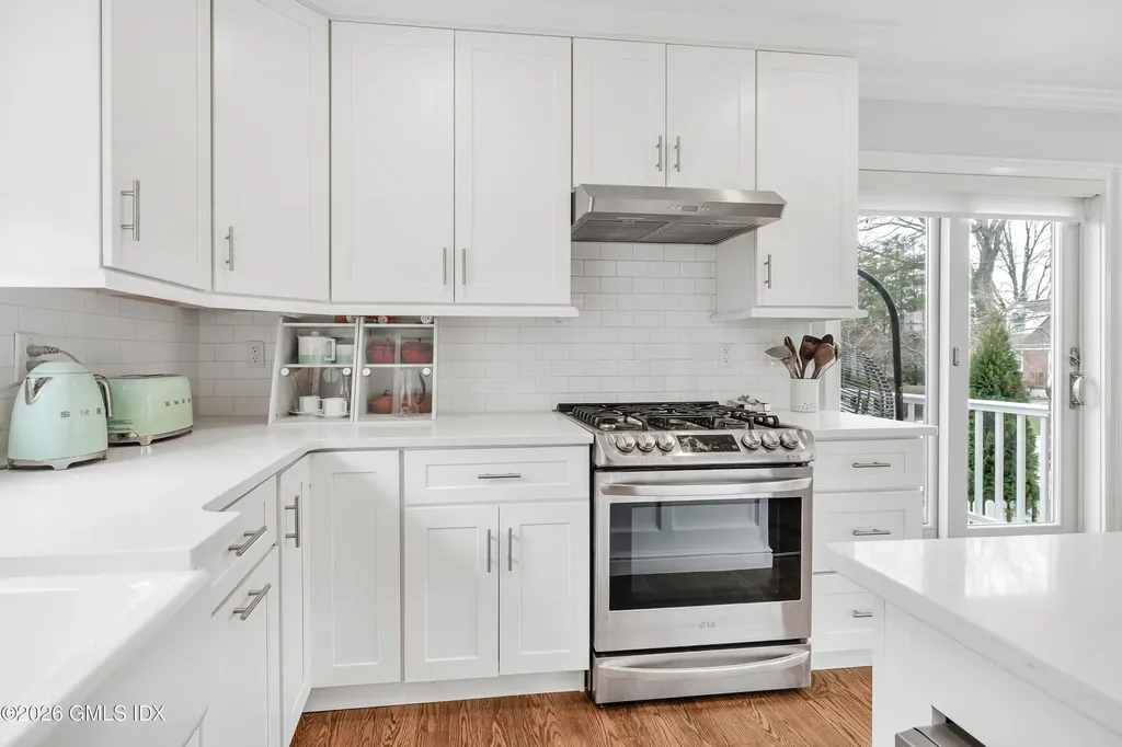 30 Almira Drive Greenwich CT 06831