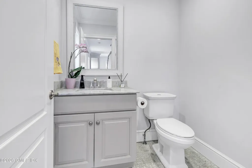 30 Almira Drive Greenwich CT 06831
