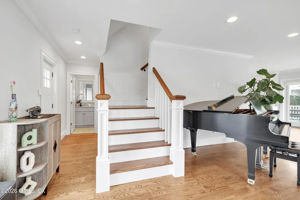 30 Almira Drive Greenwich CT 06831