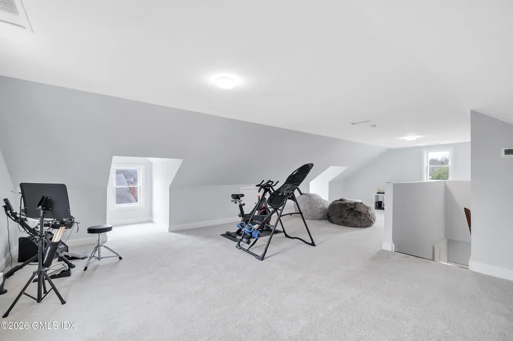 30 Almira Drive Greenwich CT 06831