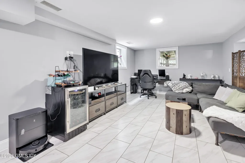 30 Almira Drive Greenwich CT 06831