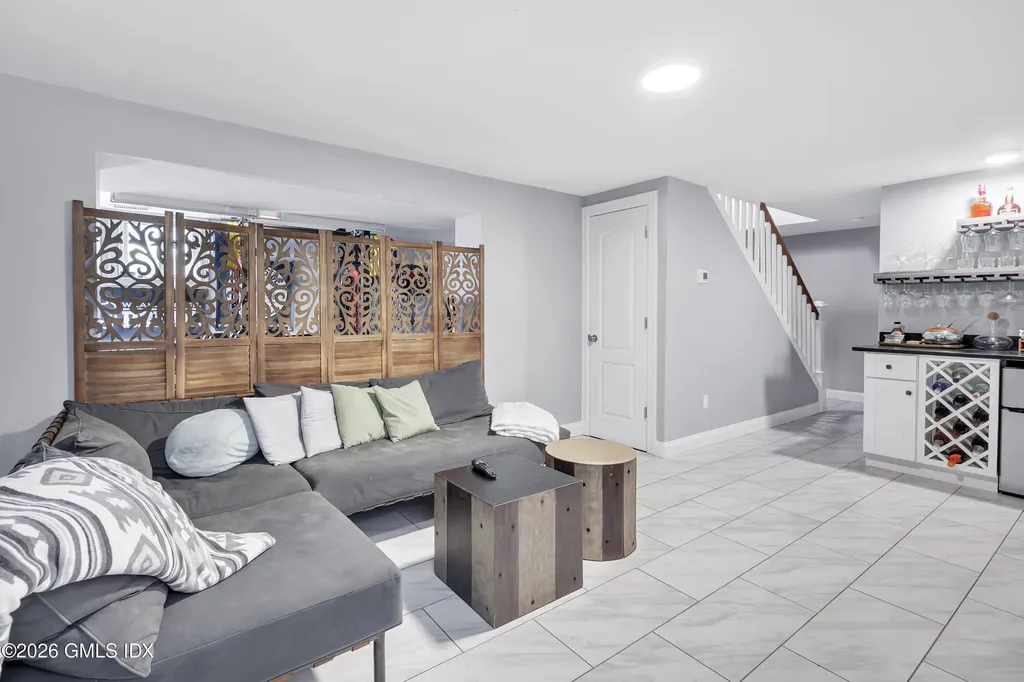 30 Almira Drive Greenwich CT 06831