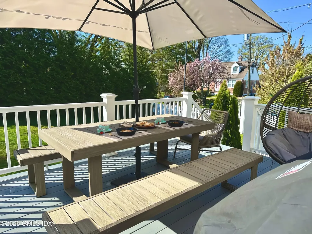 30 Almira Drive Greenwich CT 06831