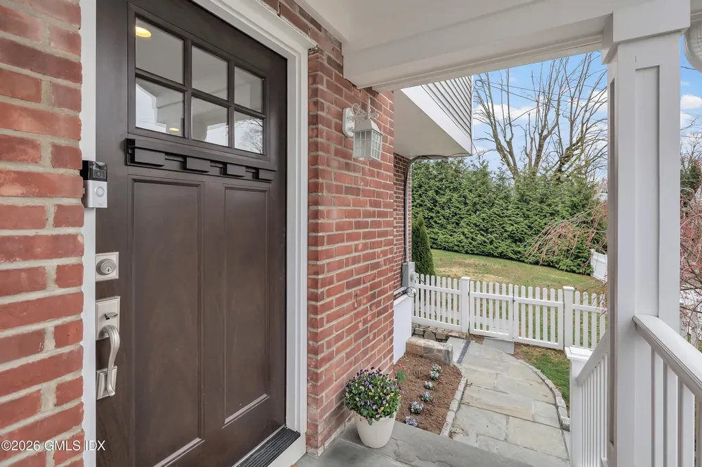 30 Almira Drive Greenwich CT 06831