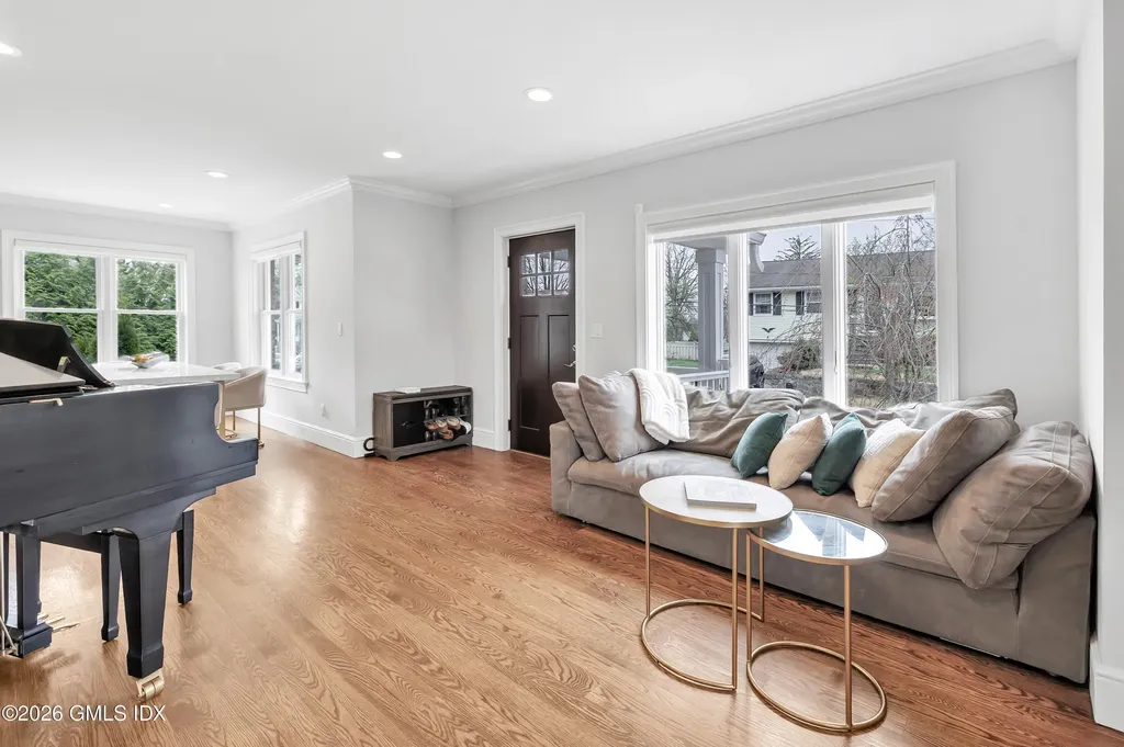 30 Almira Drive Greenwich CT 06831
