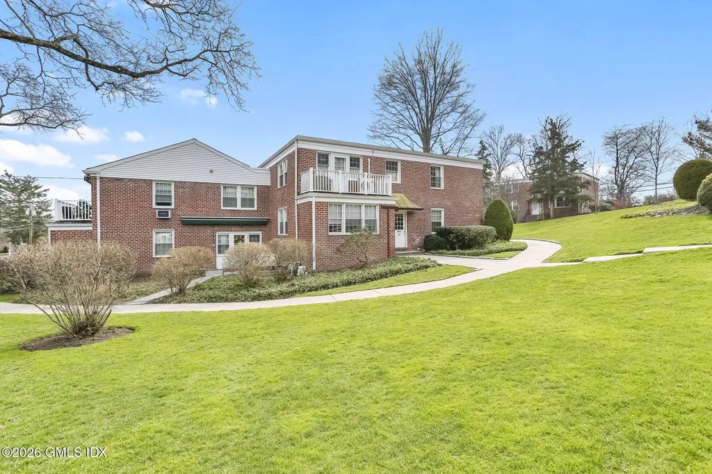 28 Putnam Park Greenwich CT 06830